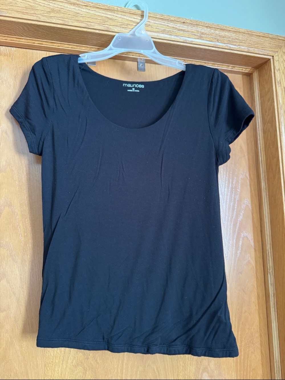 Maurices Black Scoop Neck Short Sleeve Tee